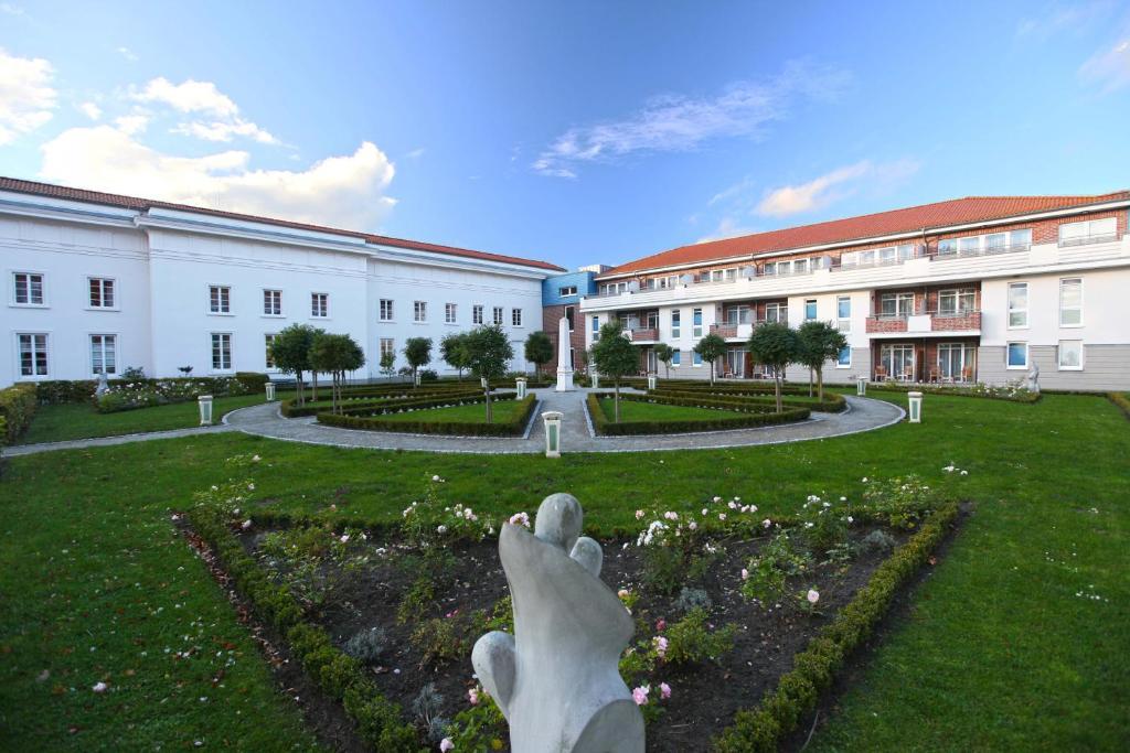 Hotel Badehaus Goor Путбус Екстериор снимка