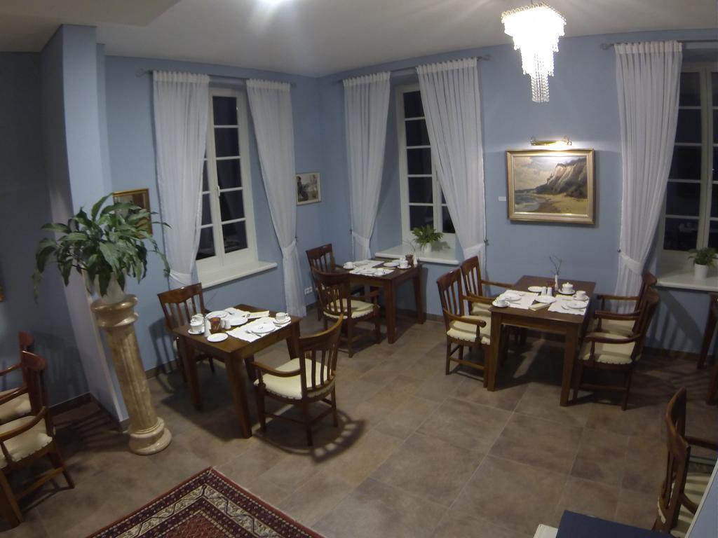 Hotel Badehaus Goor Путбус Екстериор снимка