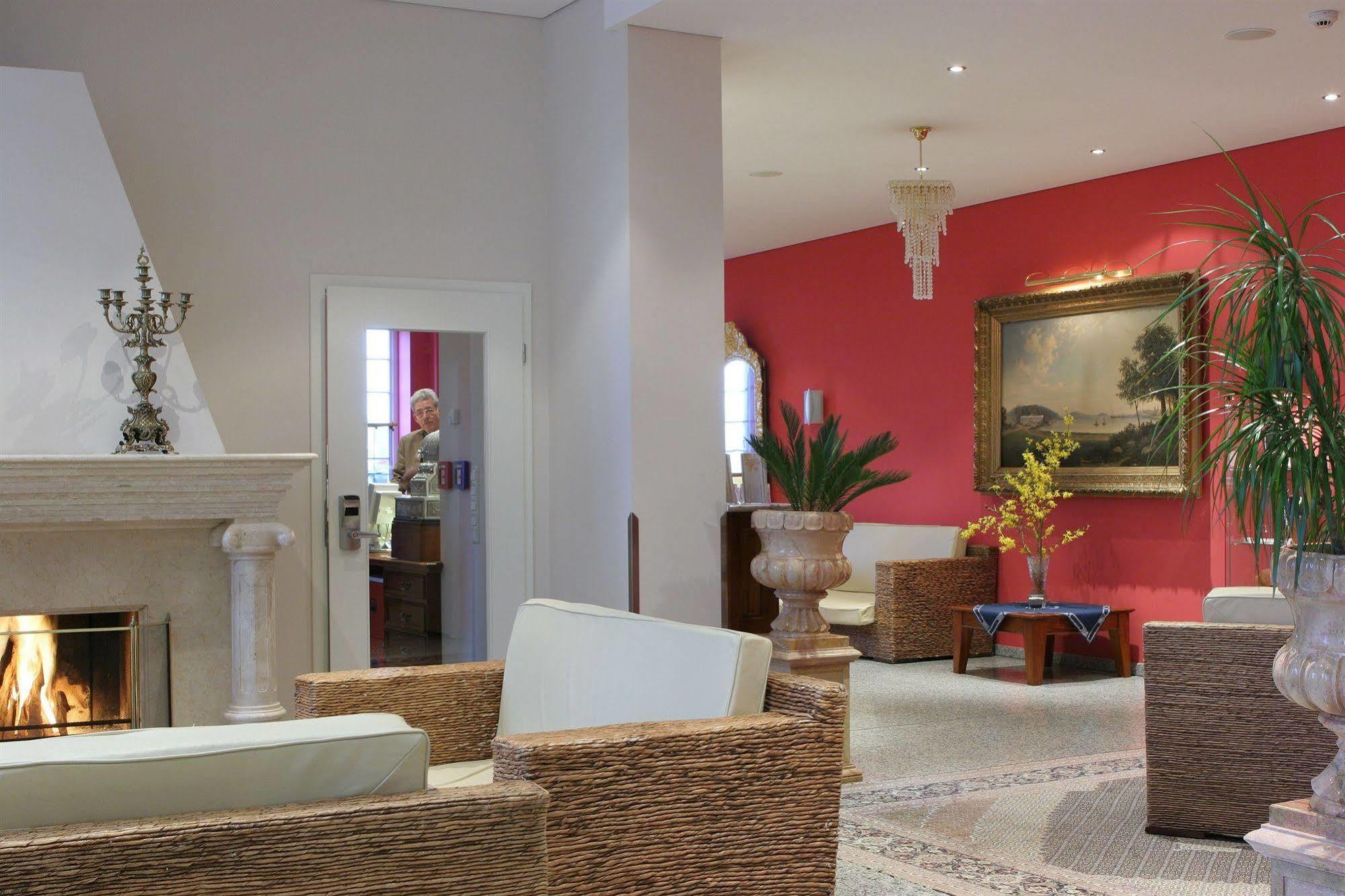 Hotel Badehaus Goor Путбус Екстериор снимка