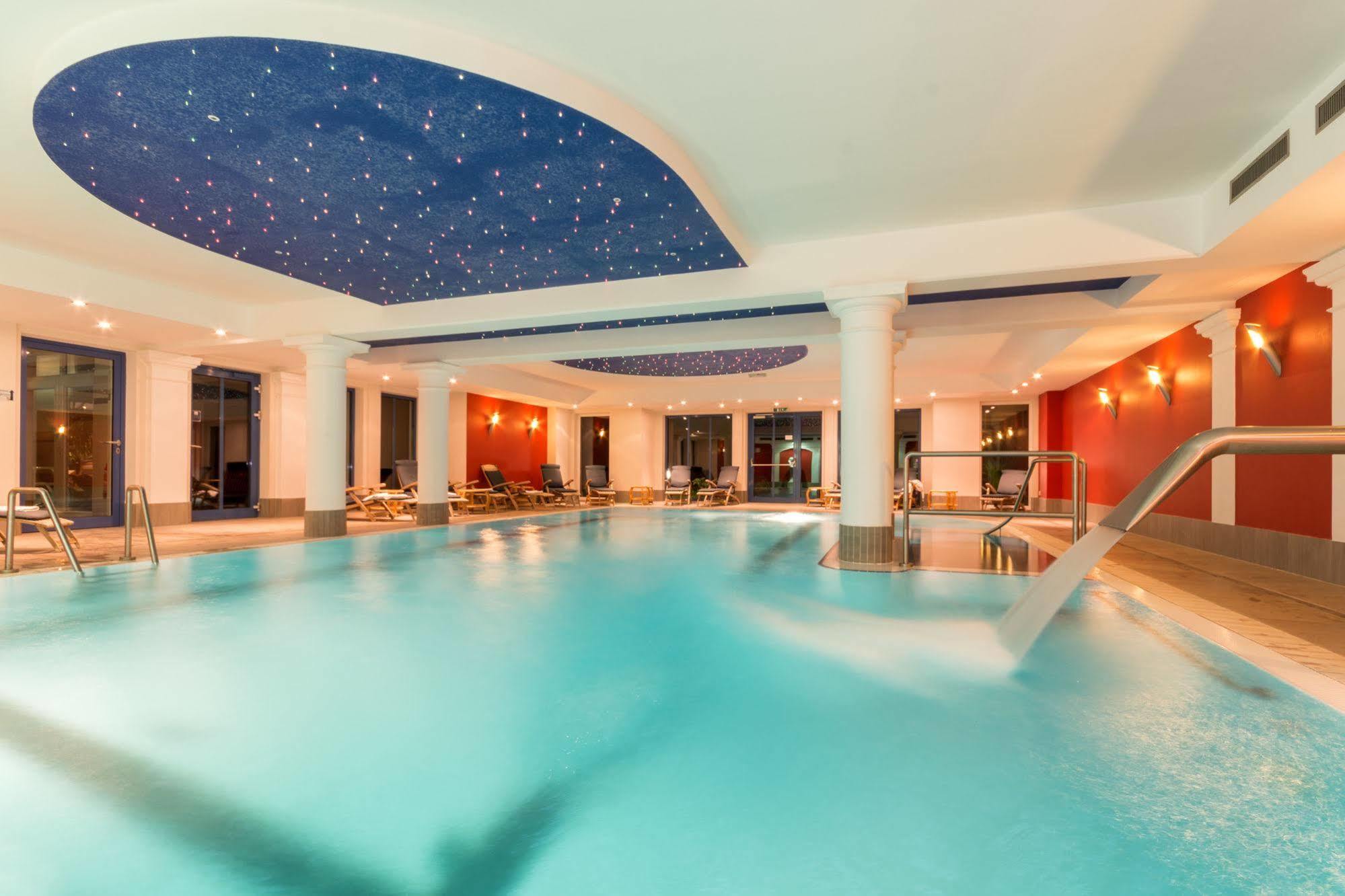 Hotel Badehaus Goor Путбус Екстериор снимка
