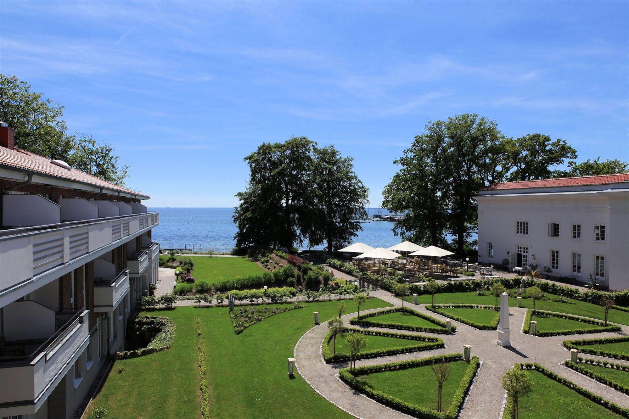 Hotel Badehaus Goor Путбус Екстериор снимка