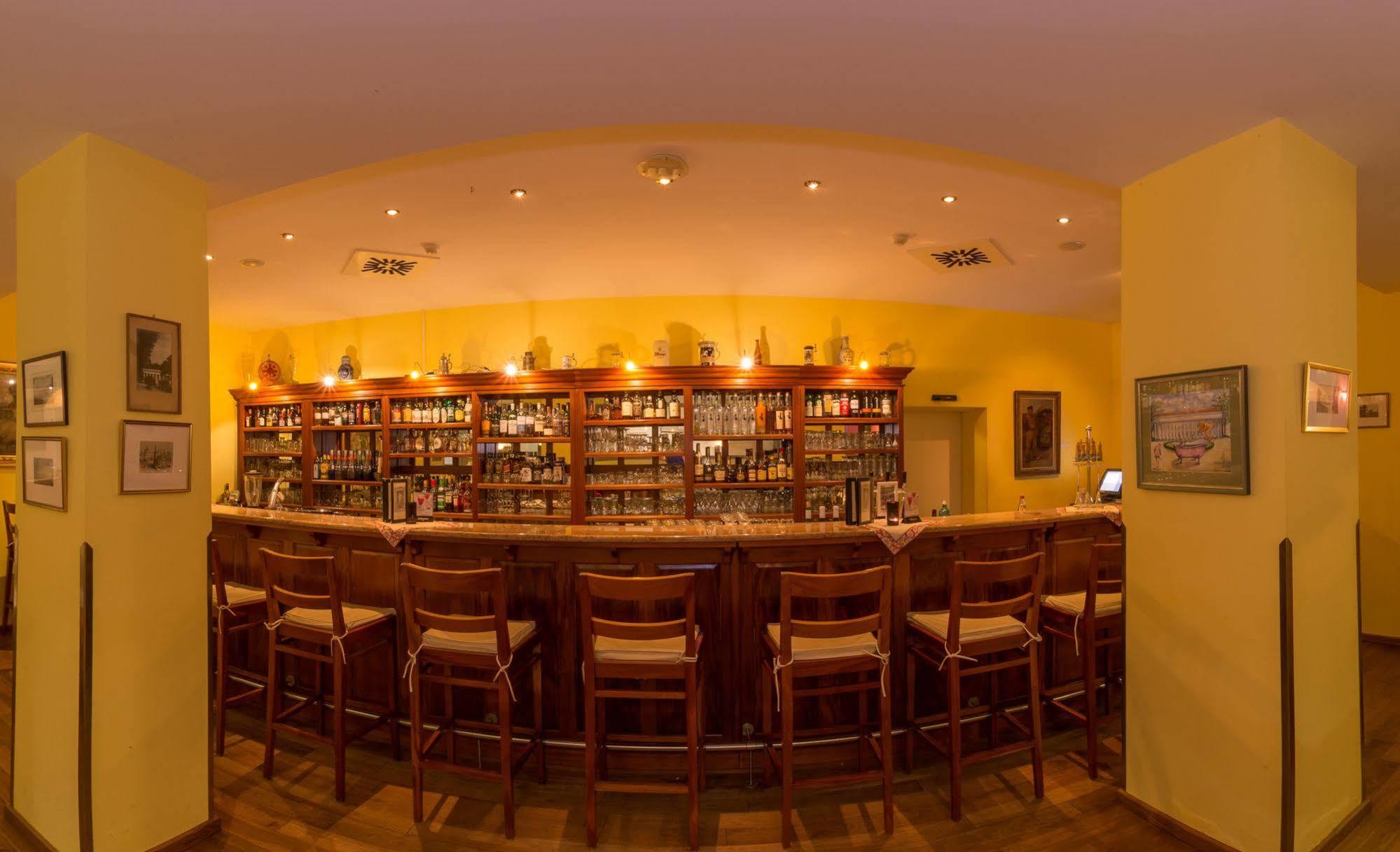Hotel Badehaus Goor Путбус Екстериор снимка
