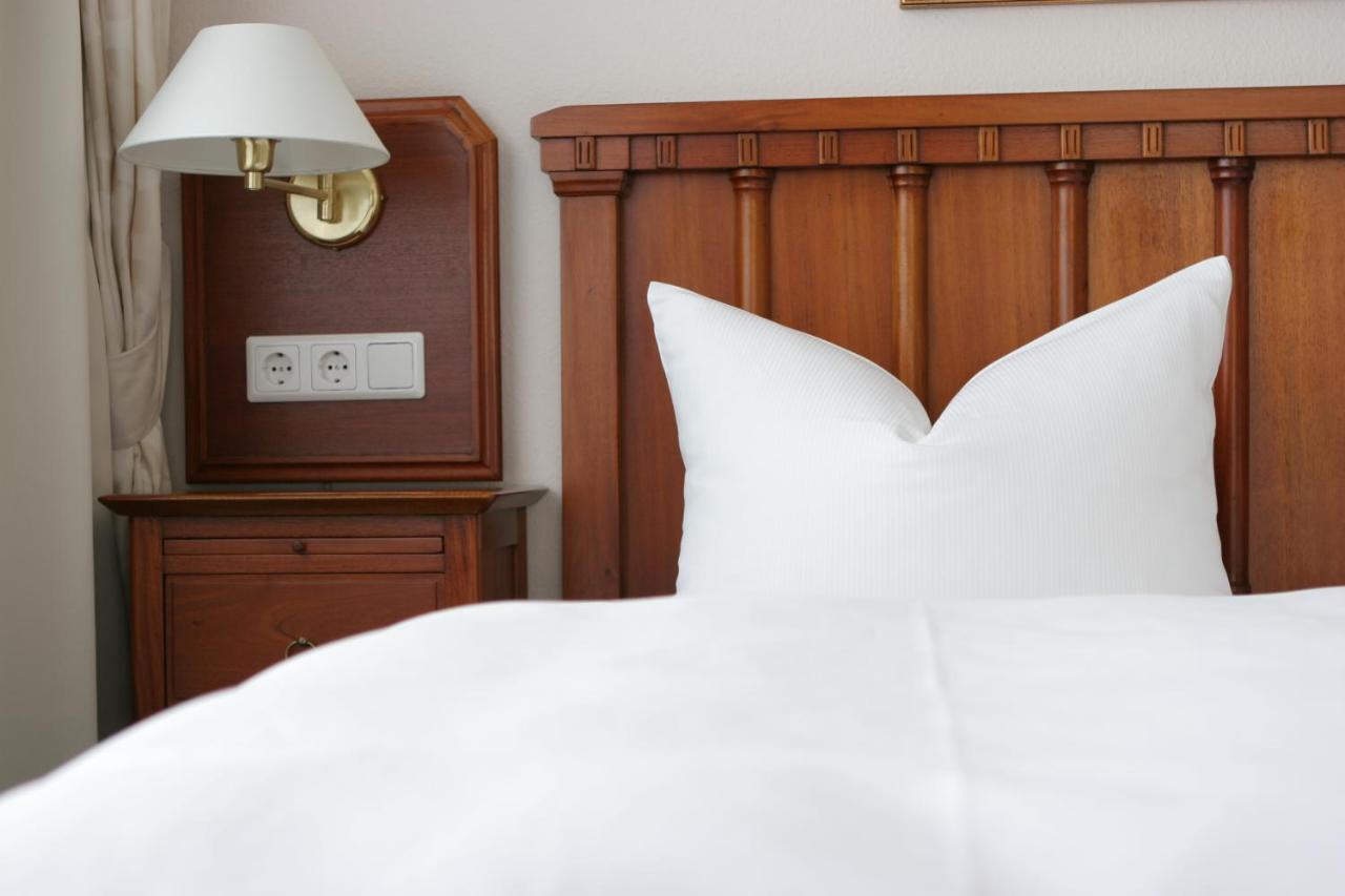 Hotel Badehaus Goor Путбус Стая снимка